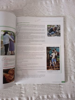 Religión Católica, 3 Secundaria, Comunidad de M...