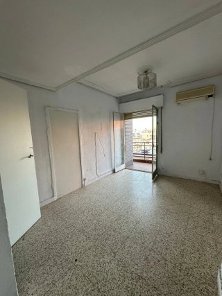 PISO EN ZONA AVDA. LUÍS MONTOTO