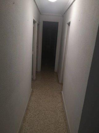 PISO EN ZONA AVDA. LUÍS MONTOTO
