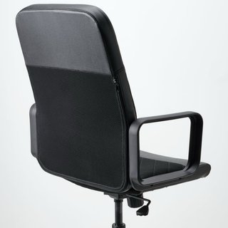 Silla de oficina negra y gris