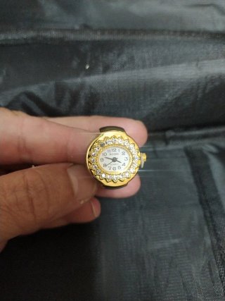 Anillo Reloj Bozhi Dorado y Blanco