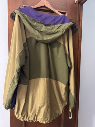Chaqueta impermeable ZARA