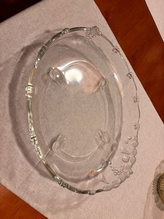 Fuente de cristal decorada