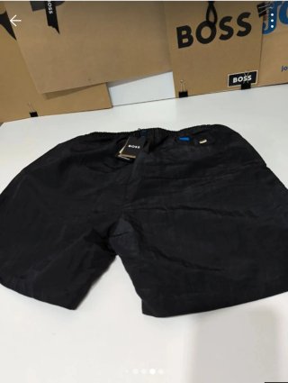 BOSS Shorts Negros