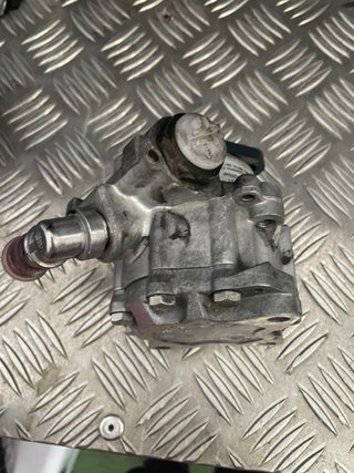 Bomba dirección Audi A4 B7