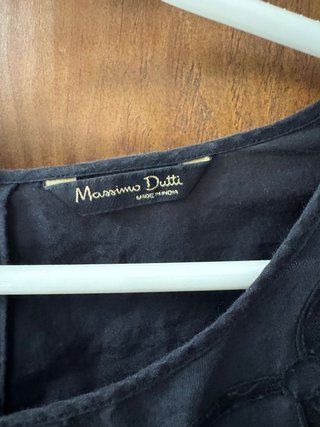 Camisa negra Massimo Dutti bordada