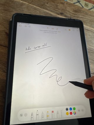 iPad 7ª Gen 32GB Argento + custodia e penna