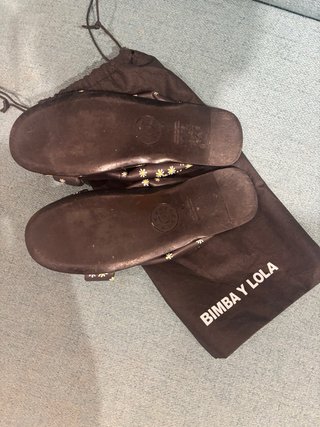 Sandalias Bimba y Lola Flores Talla 39