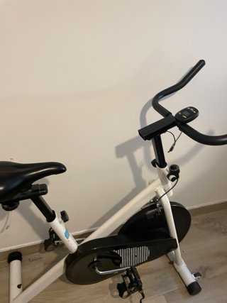Bicicleta Estática Gimnasio Blanca