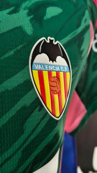 Camiseta Valencia CF Portero 25-26 talla S dimi