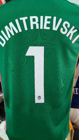 Camiseta Valencia CF Portero 25-26 talla S dimi