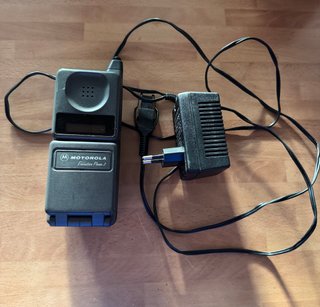 Telefono Mobile Motorola MicroTAC Classic 1991