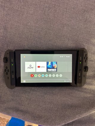 Nintendo Switch Gris y Negra