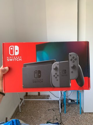 Nintendo Switch Gris y Negra