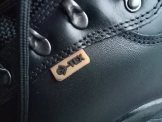 Botas de seguridad a estrenar de piel negras
