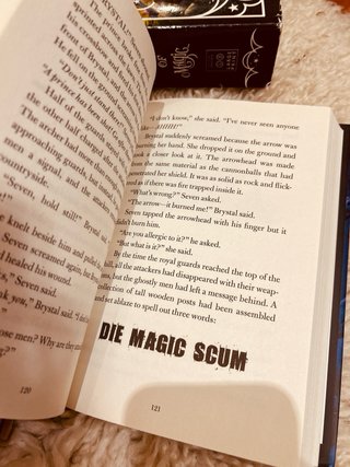 (+9)Lote 3xlibros : A Tale of Magic / Sorcery / Wi