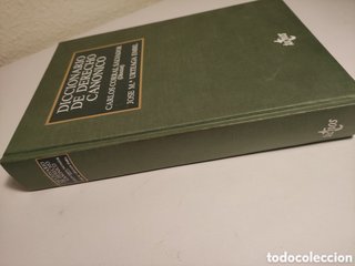 Derecho Canónico. Editorial Tecnos. Carlos Corral