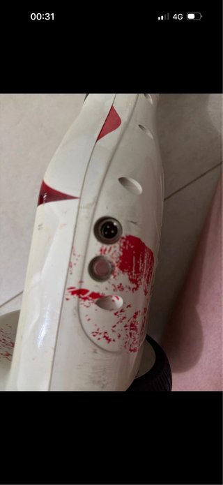 Hoverboard con design a tema bacio