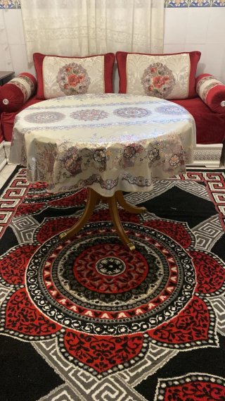 Salón Marroquí 4m² + Mesa y Alfombra