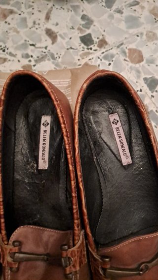Zapatos planos mujer rojos y marrones los dos ele