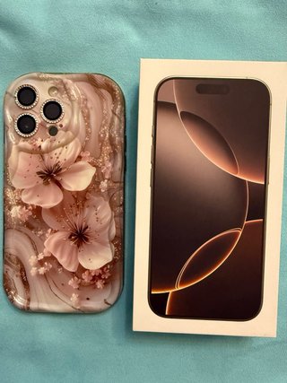 iPhone 14 Pro Max Dorado