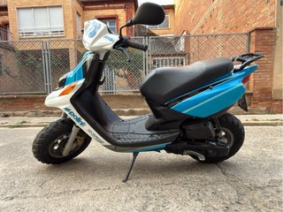 Yamaha CW50RS Scooter vinilo polini