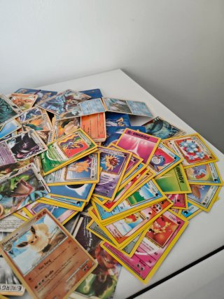 Pack de cromos Pokémon