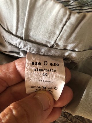 Pantalones gris pálido