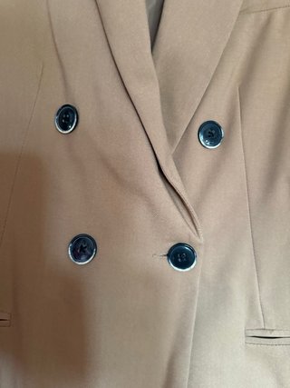 Gabardina Stradivarius Marrón