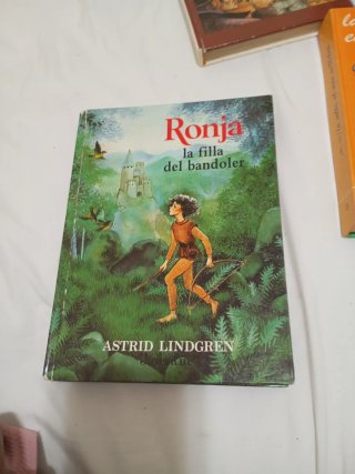 Tres llibres de contes en català