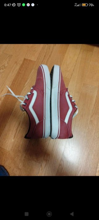 Zapatillas Vans Hombre color granate