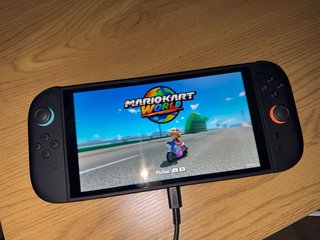 Nintendo Switch + 2 Juegos