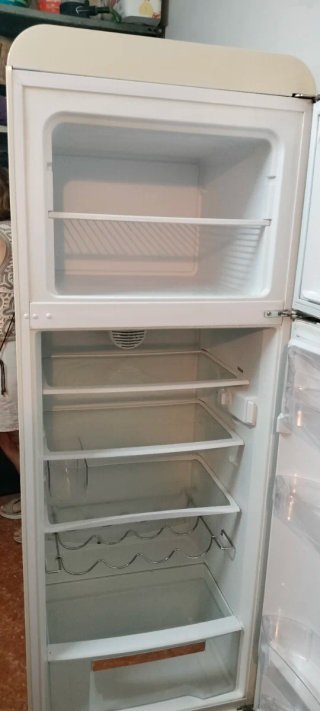 Nevera Smeg Blanca Estilo Retro
