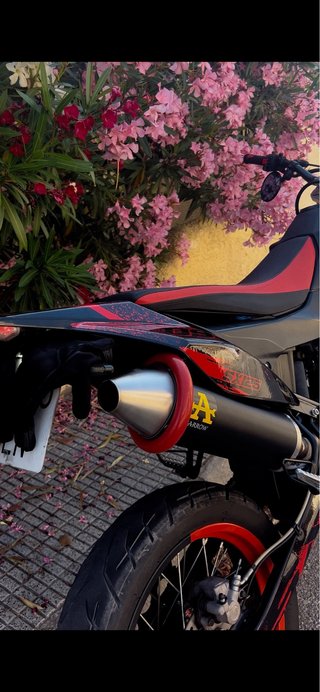 Aprilia SX 125 4T Supermotard