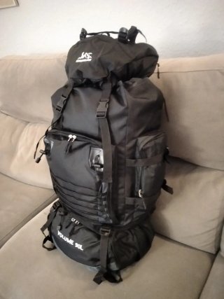 Mochila de gran capacidad 90+10 litros .