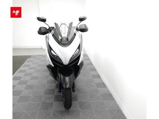 ZONTES 125 E 2025 3932 kms.