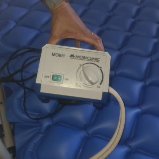 Cama Geriátrica Eléctrica Articulada