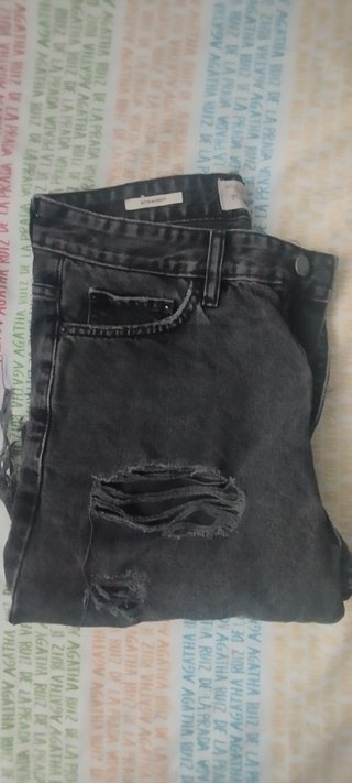 Pantalones cortos negros rotos talla M