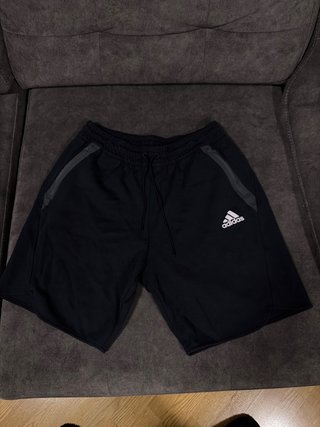 Pantalón corto Adidas Talla L