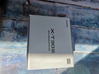 Fujifilm X-T30 III Plata + 13-33mm NUEVA Garantía