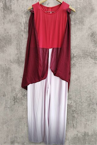 JumpSuit con superposición de falda