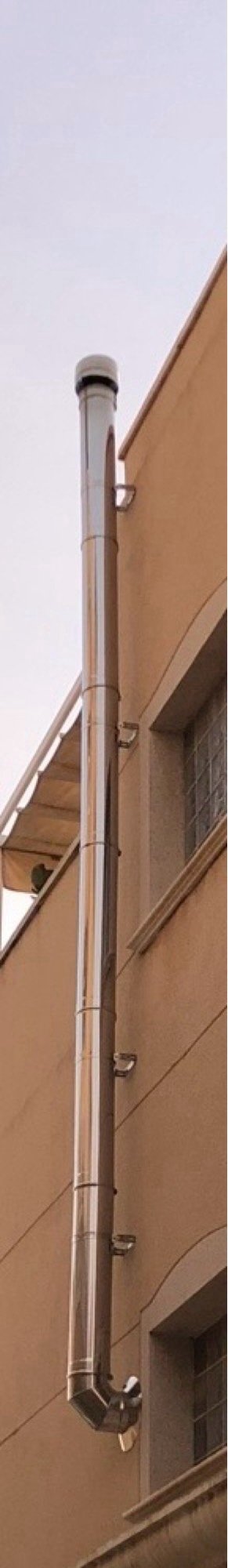 Chimenea Hergom EB-1 con tubo