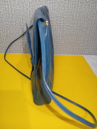 Borsa a tracolla Pochette in pelle blu avio