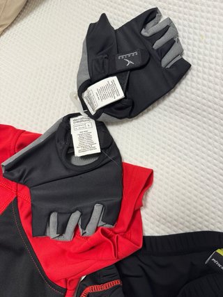 Conjunto Ciclismo Caballero con guantes