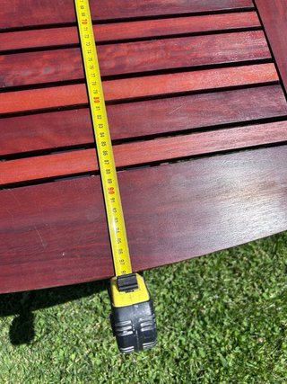 Mesa de madera para terraza o jardín