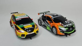 Scalextric Compact GT 1:43