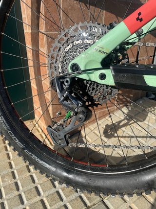 Bicicleta Eléctrica Cube