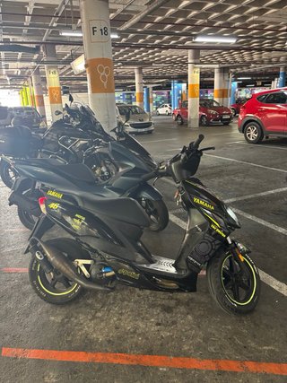 Yamaha Jog RR scooter