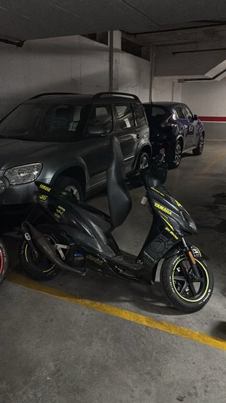 Yamaha Jog RR scooter