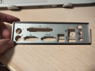 Regalo chapa trasera I/O Foxconn G31MXP